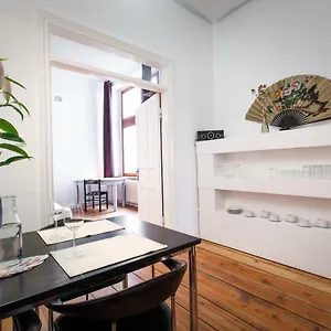 https://3-bedroom-apartment.find-berlin-hotels.com